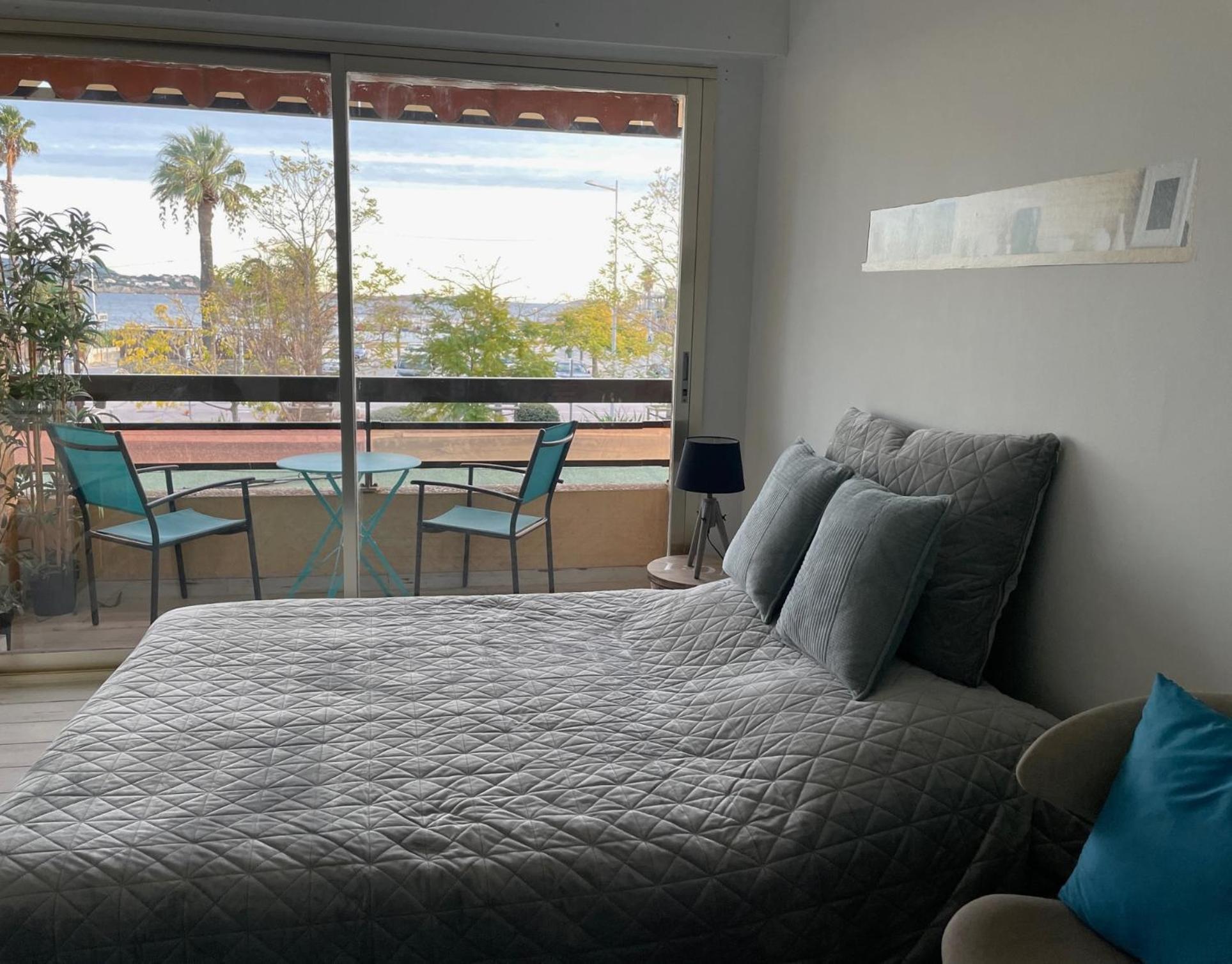 Les Balcons De Bandol Centre Ville Avec Vue Mer Et Face A La Plage Exterior photo